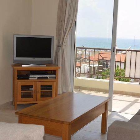 Caiti'S Place Paphos Exterior foto